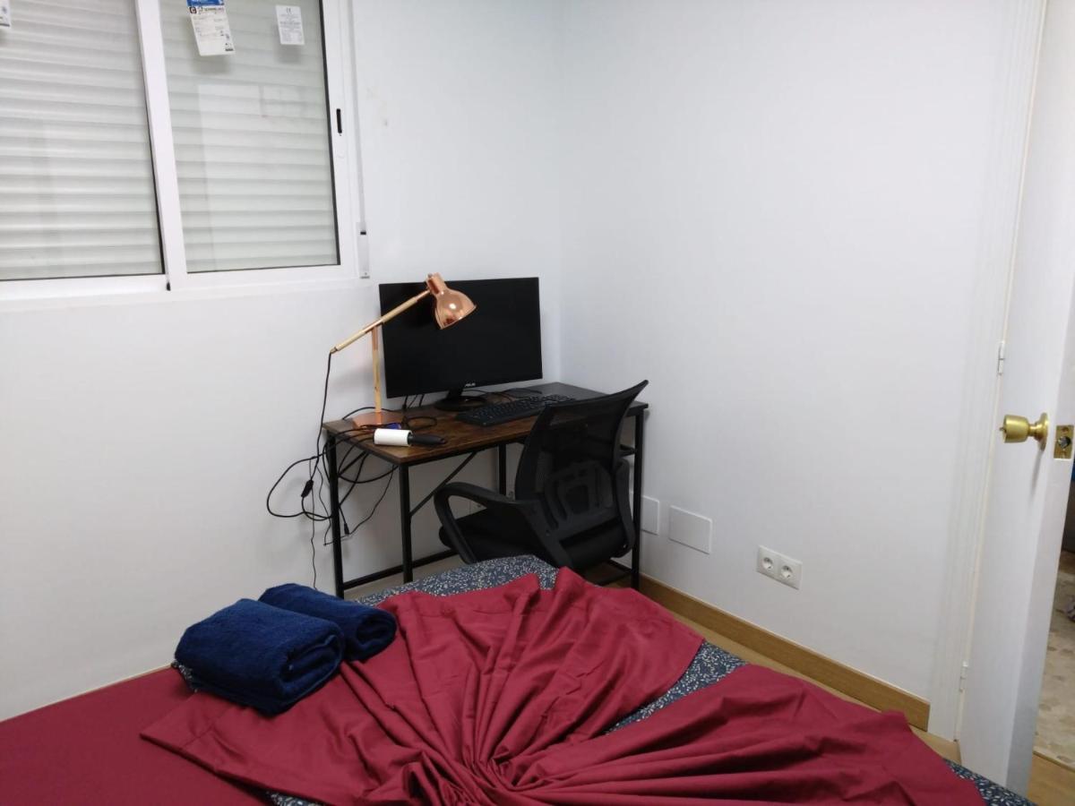 Room As A Service - El Mejor En El Centro De Málaga Eksteriør billede
